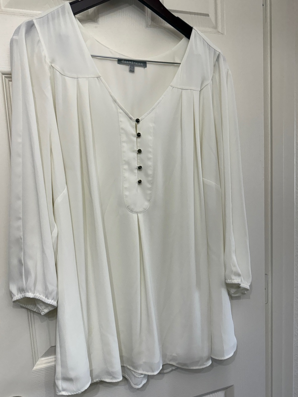 Daniel Rainn white Pleated V-Neck Tunic with Decorative Buttons